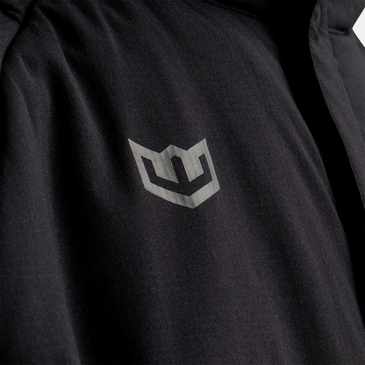 Ace Hybrid Jacket - Image 4